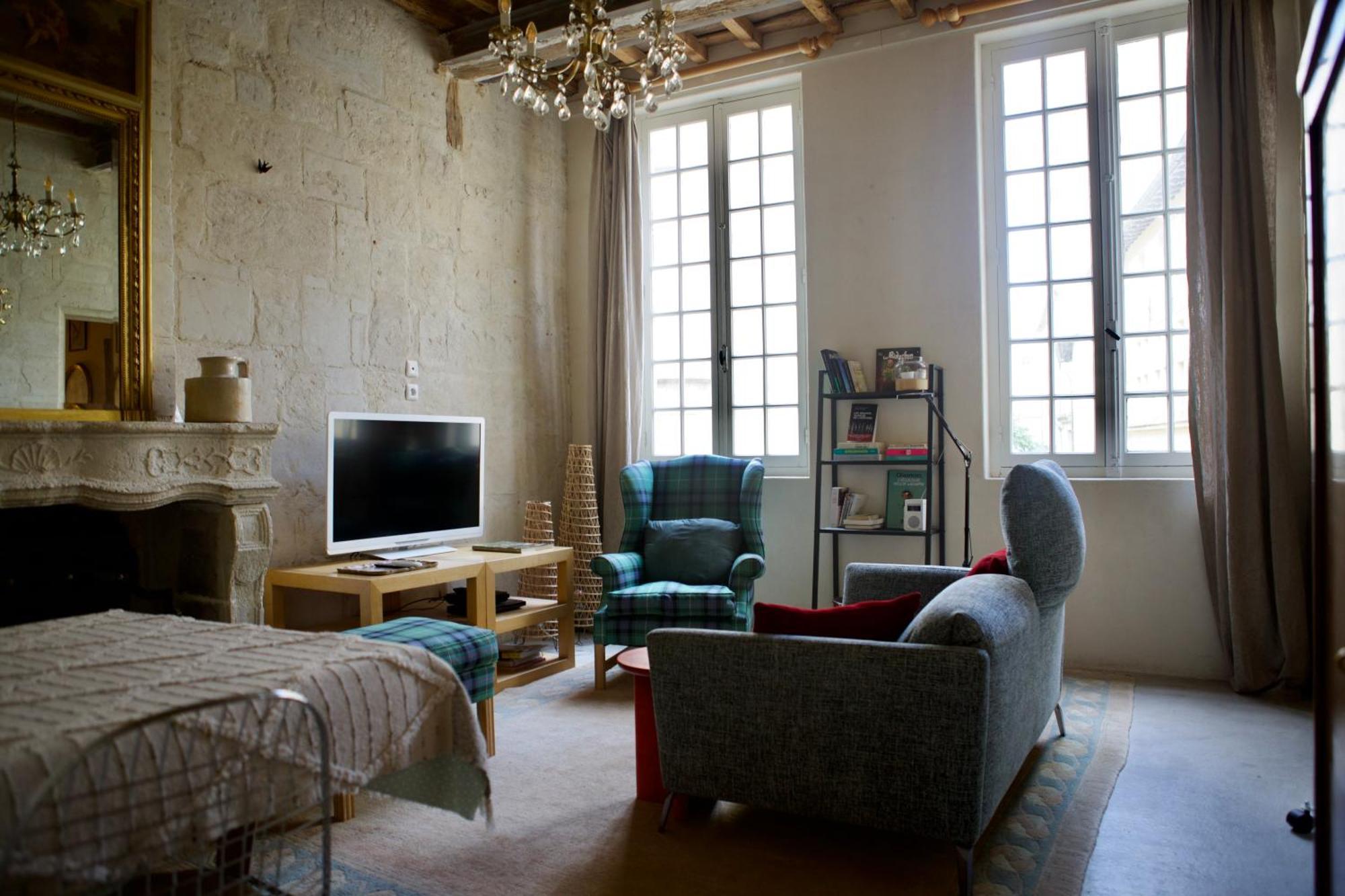 Bon Jour Uzes Apartment Bagian luar foto